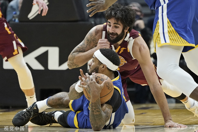 突飞猛进的 突飞猛进的