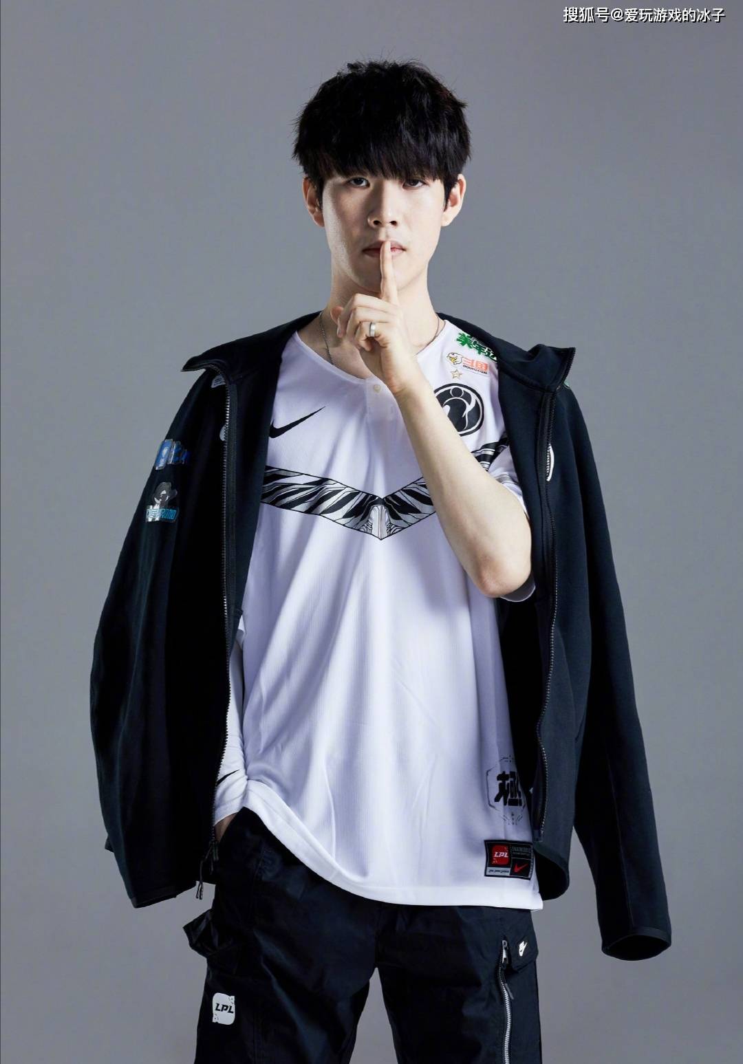 动前先扫一 动前先扫一